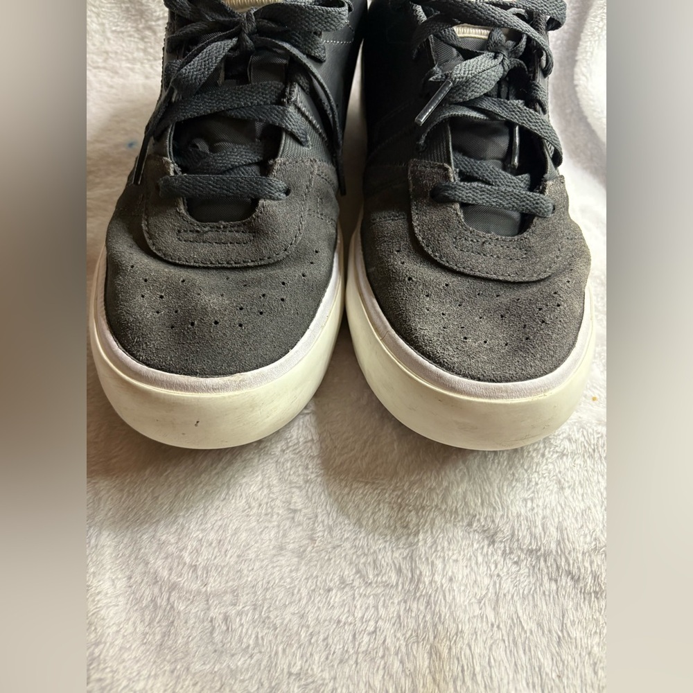 Jordan Series DN1856-063 Mens 10 Low Top Shoe Anthracite Gray Basketball Casual - Picture 2 of 16